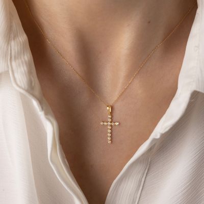 Naszyjnik ze złota próby 375 z zawieszką w kształcie krzyża o wielkości 2 cm na łańcuszku Forza