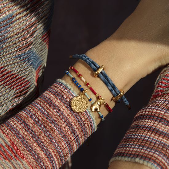 Bransoletka z niebieskimi japońskimi koralikami Miyuki z zawieszką Boho I