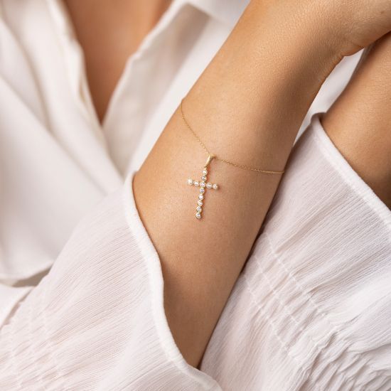 Bransoletka ze złota próby 375 z zawieszką w kształcie krzyża o wielkości 2 cm na łańcuszku Forza